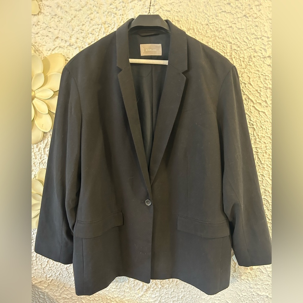 Everlane Oversized black blazer